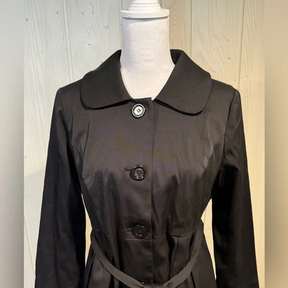 Cynthia Rowley Black Button Down Rain Coat, Size Small